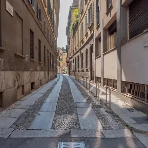 Via Disciplini - Corso Italia Appartamento Milano